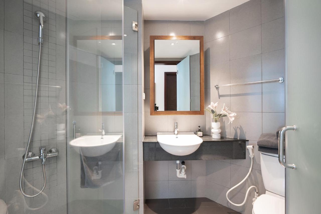Express By M Village Thach Thi Thanh Ho Chi Minh City